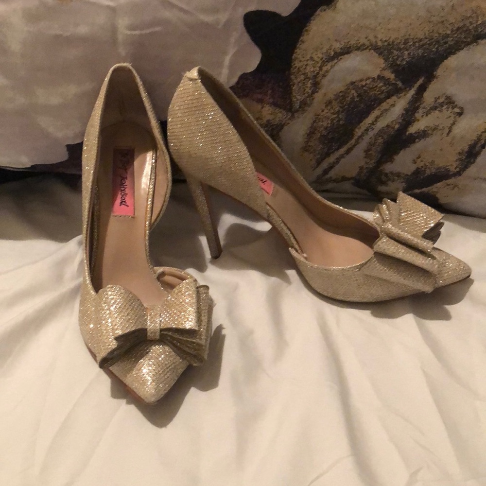 Gold Betsey Johnson heels